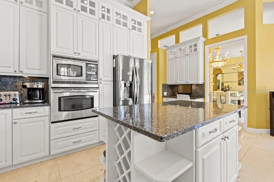 30324 LAURELWOOD LN