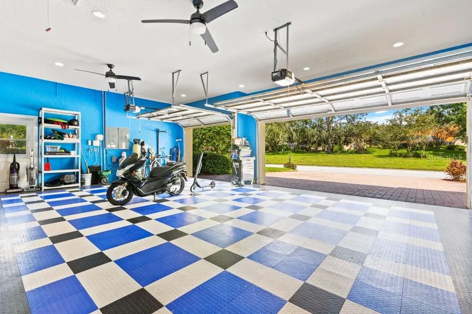 30324 LAURELWOOD LN