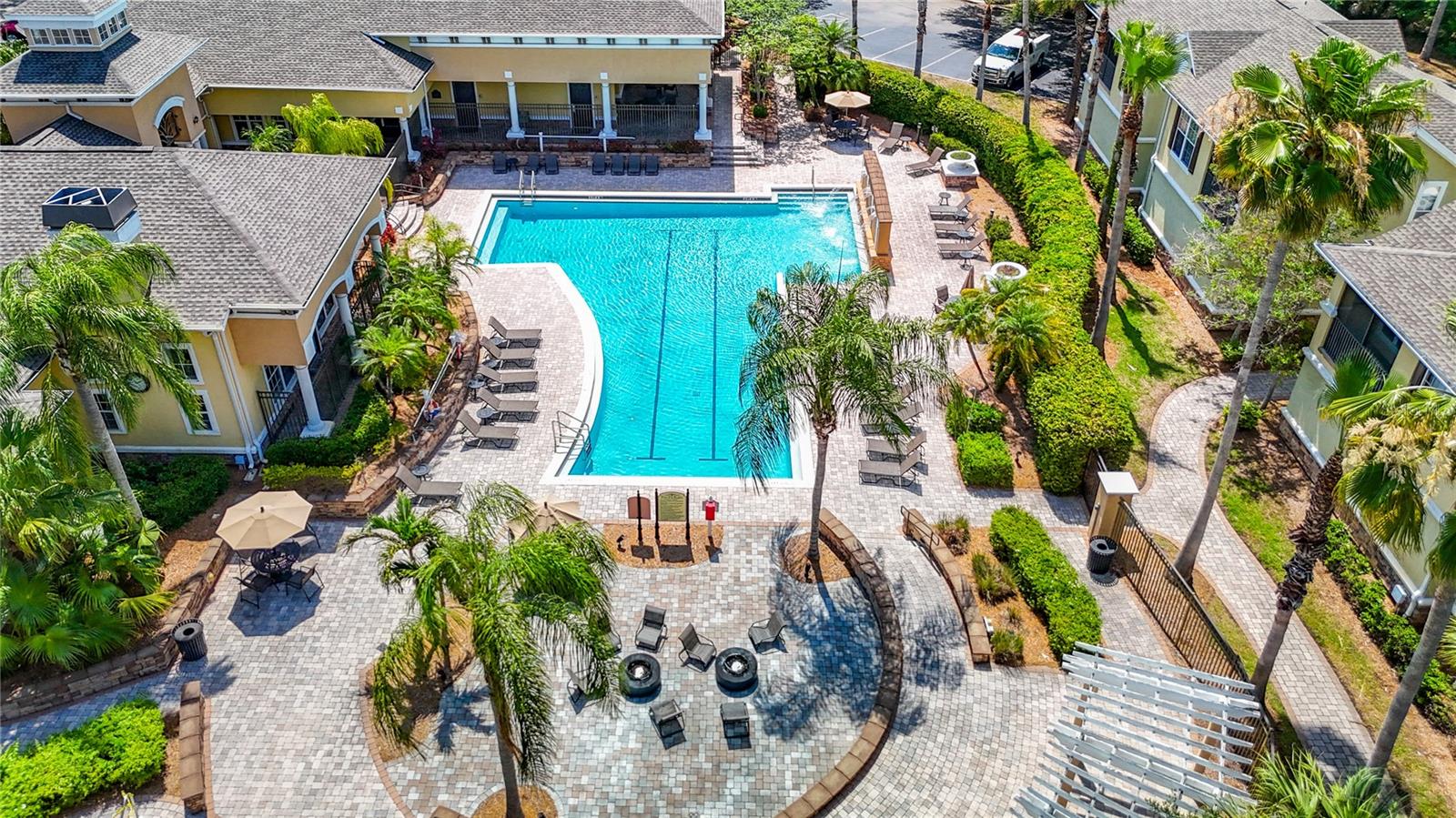 10201 COURTNEY PALMS BLVD #203