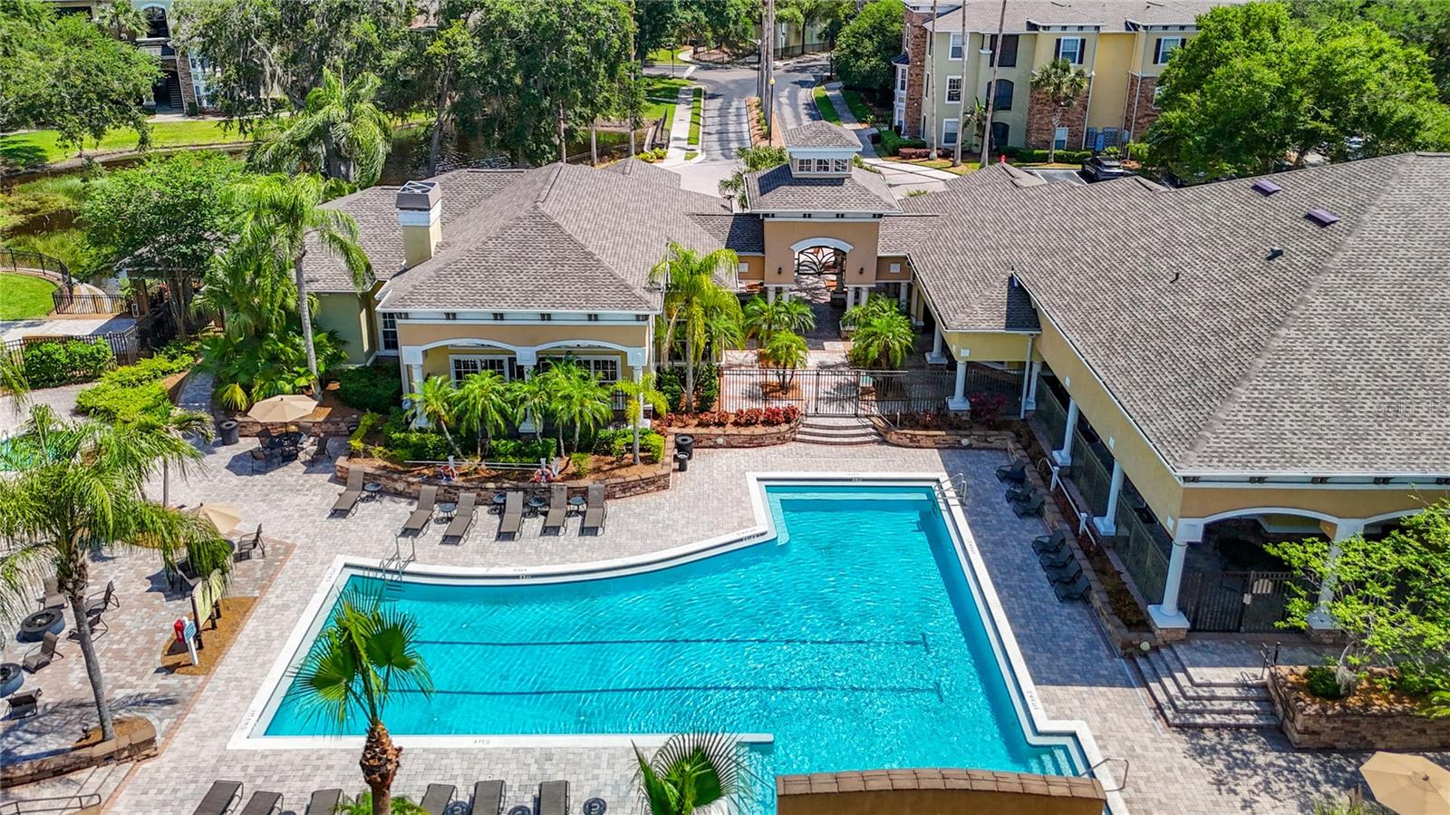 10201 COURTNEY PALMS BLVD #203