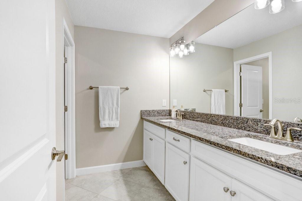 8721 SAVORY WALK DR