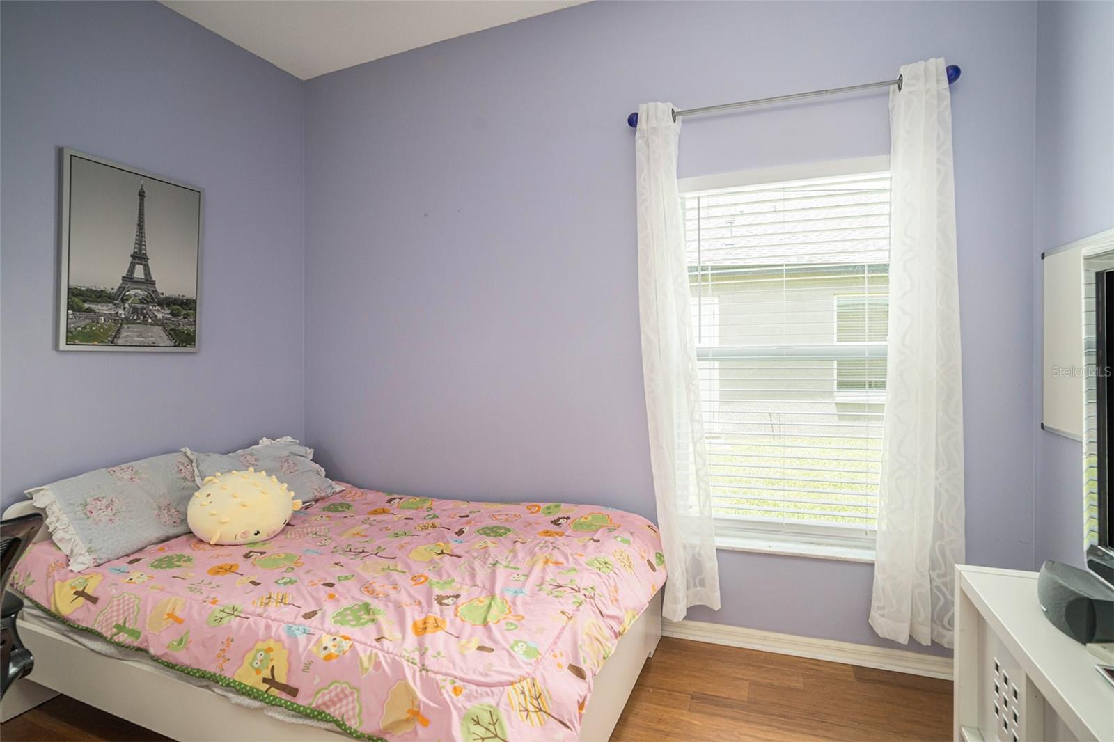 2132 RENSSELAER DR