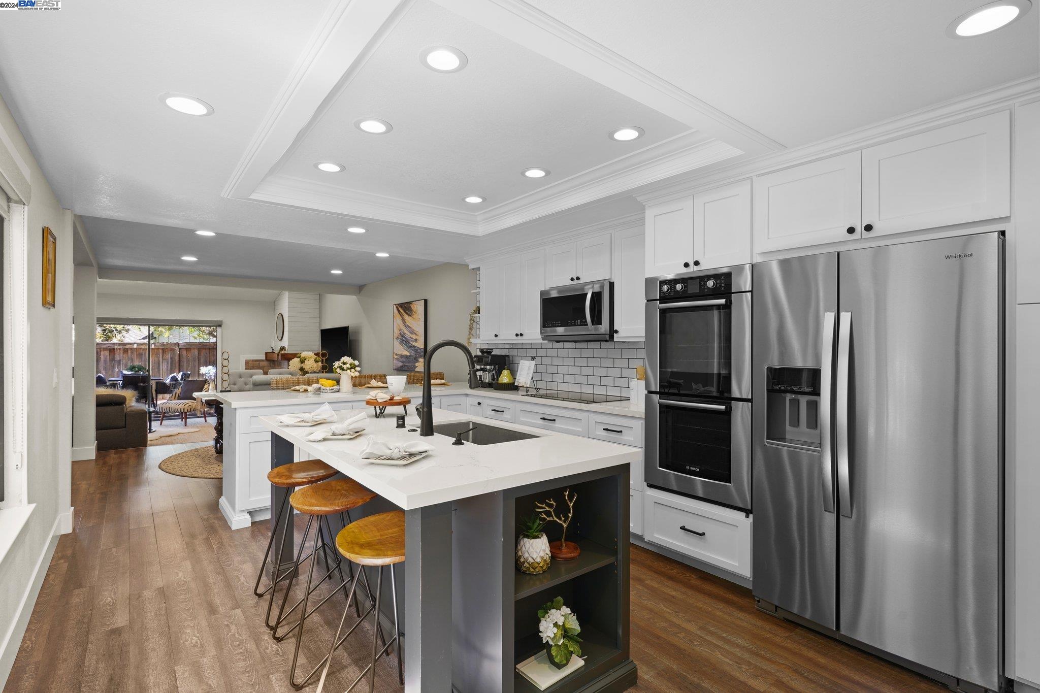 2215 Oneida Circle
