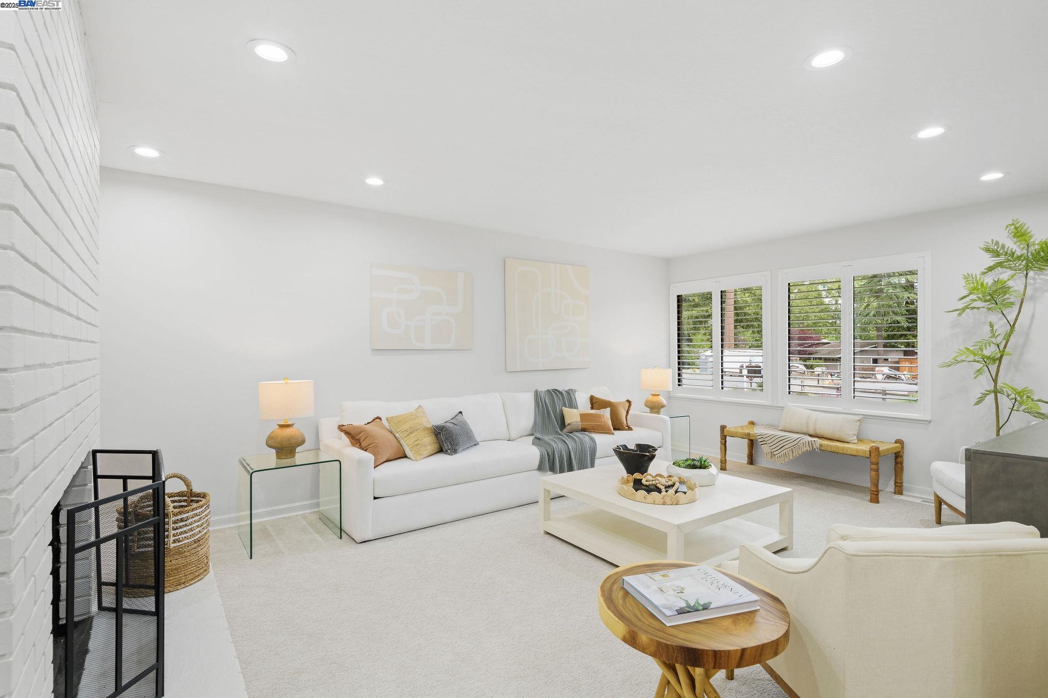 20 Mauri Ct
