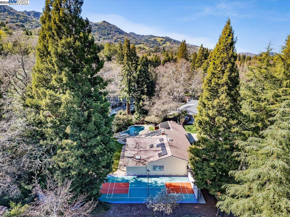 20 Mauri Ct