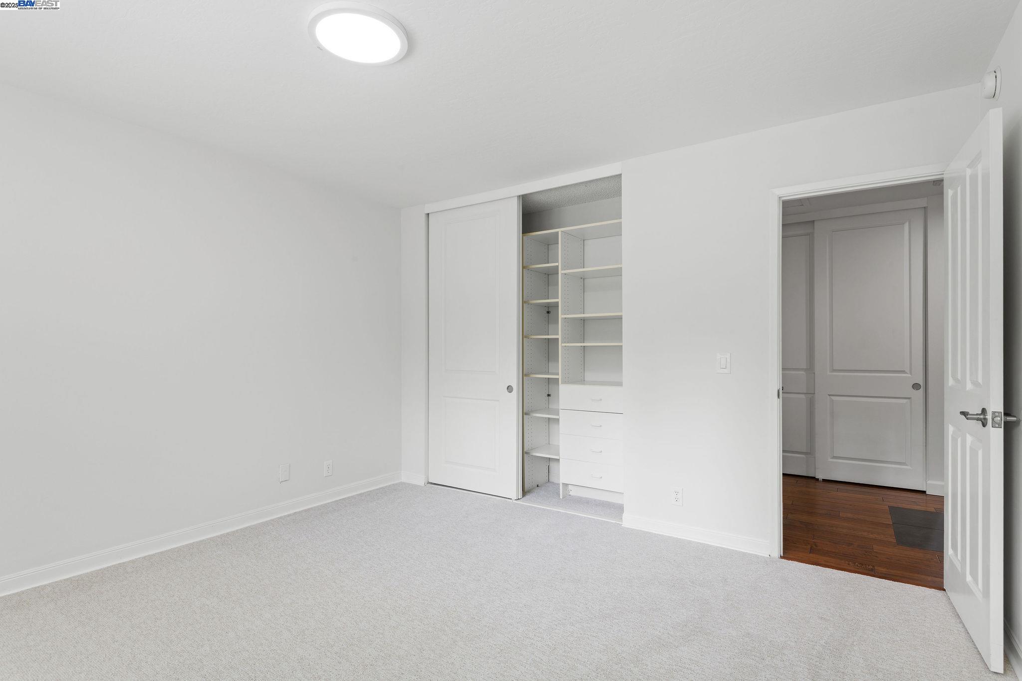 20 Mauri Ct