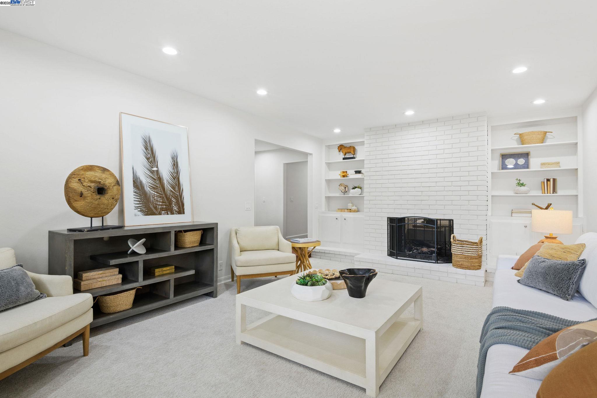 20 Mauri Ct