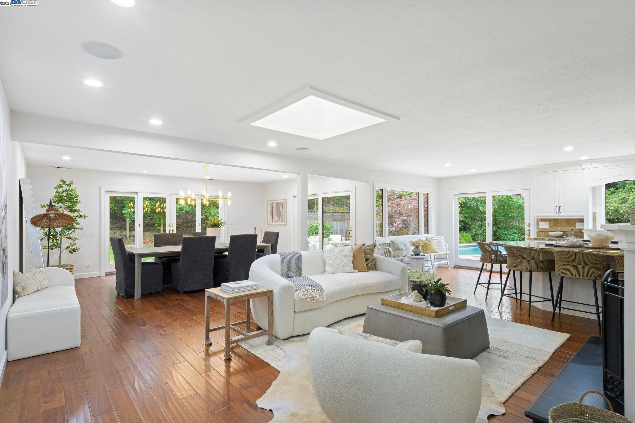 20 Mauri Ct