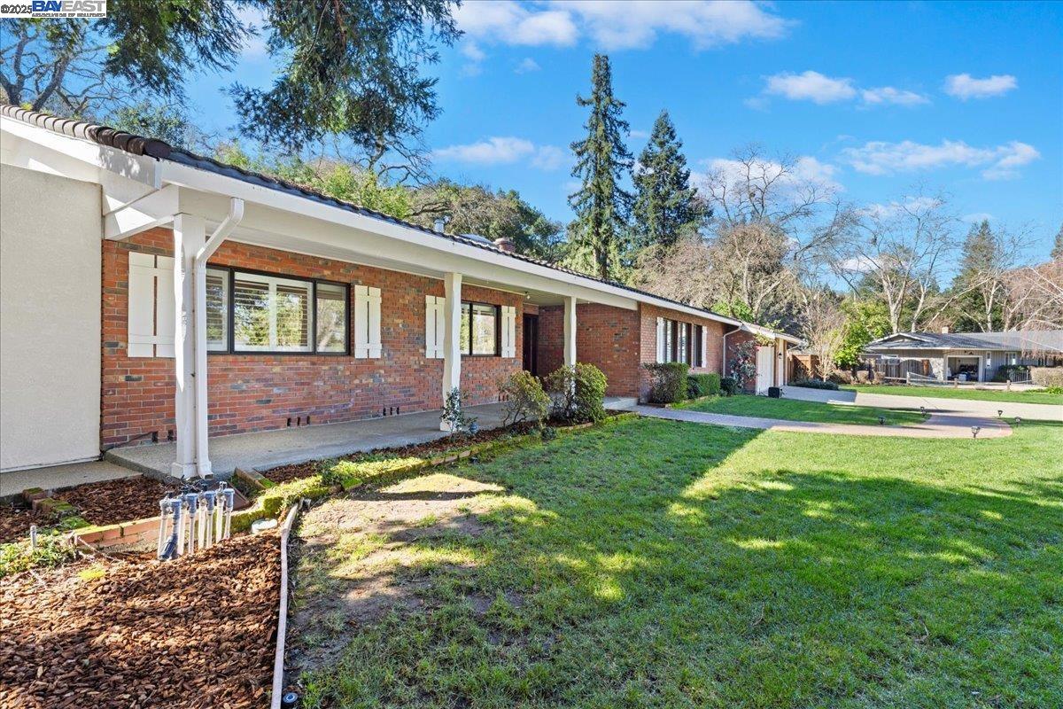 20 Mauri Ct
