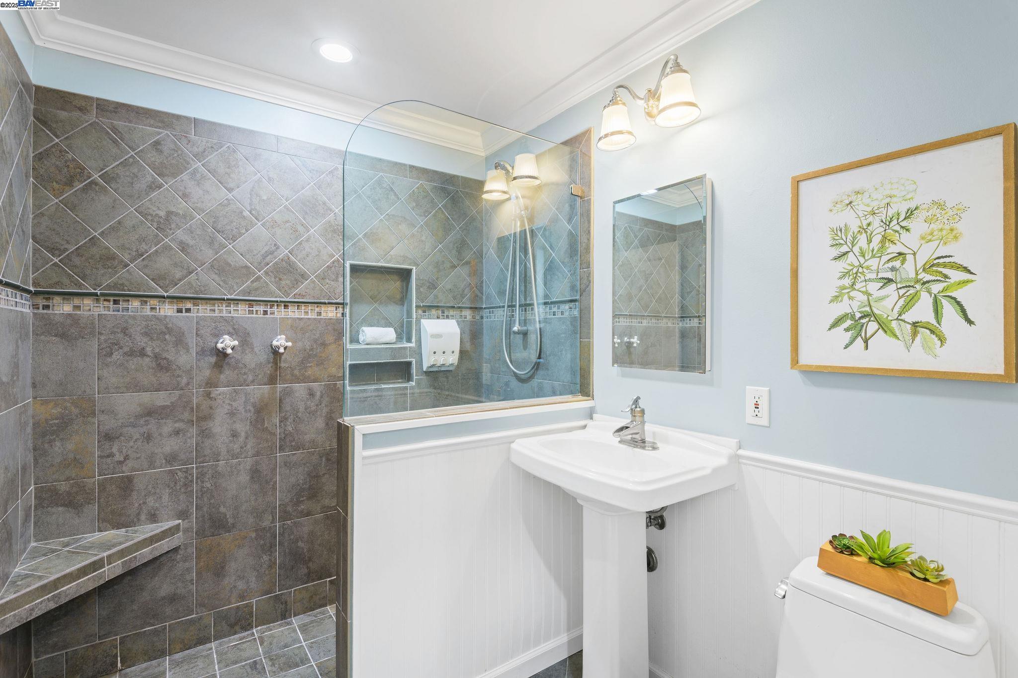 20 Mauri Ct