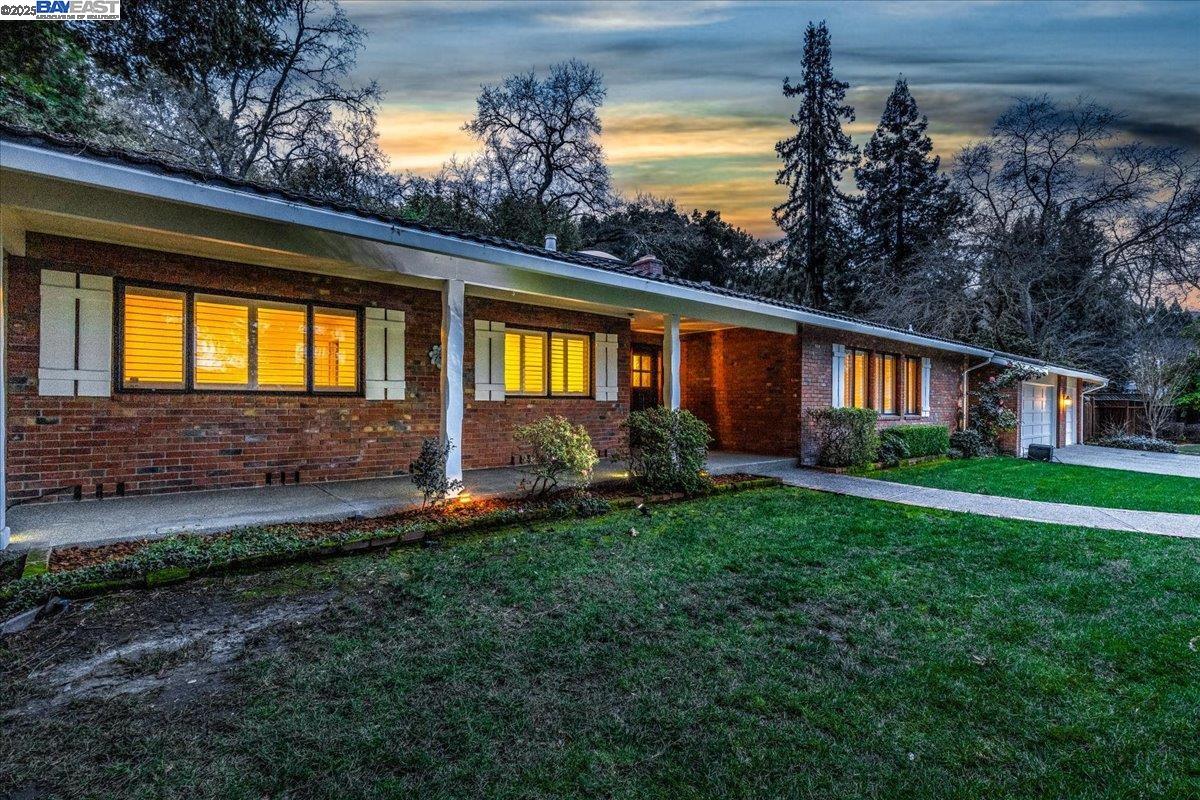 20 Mauri Ct