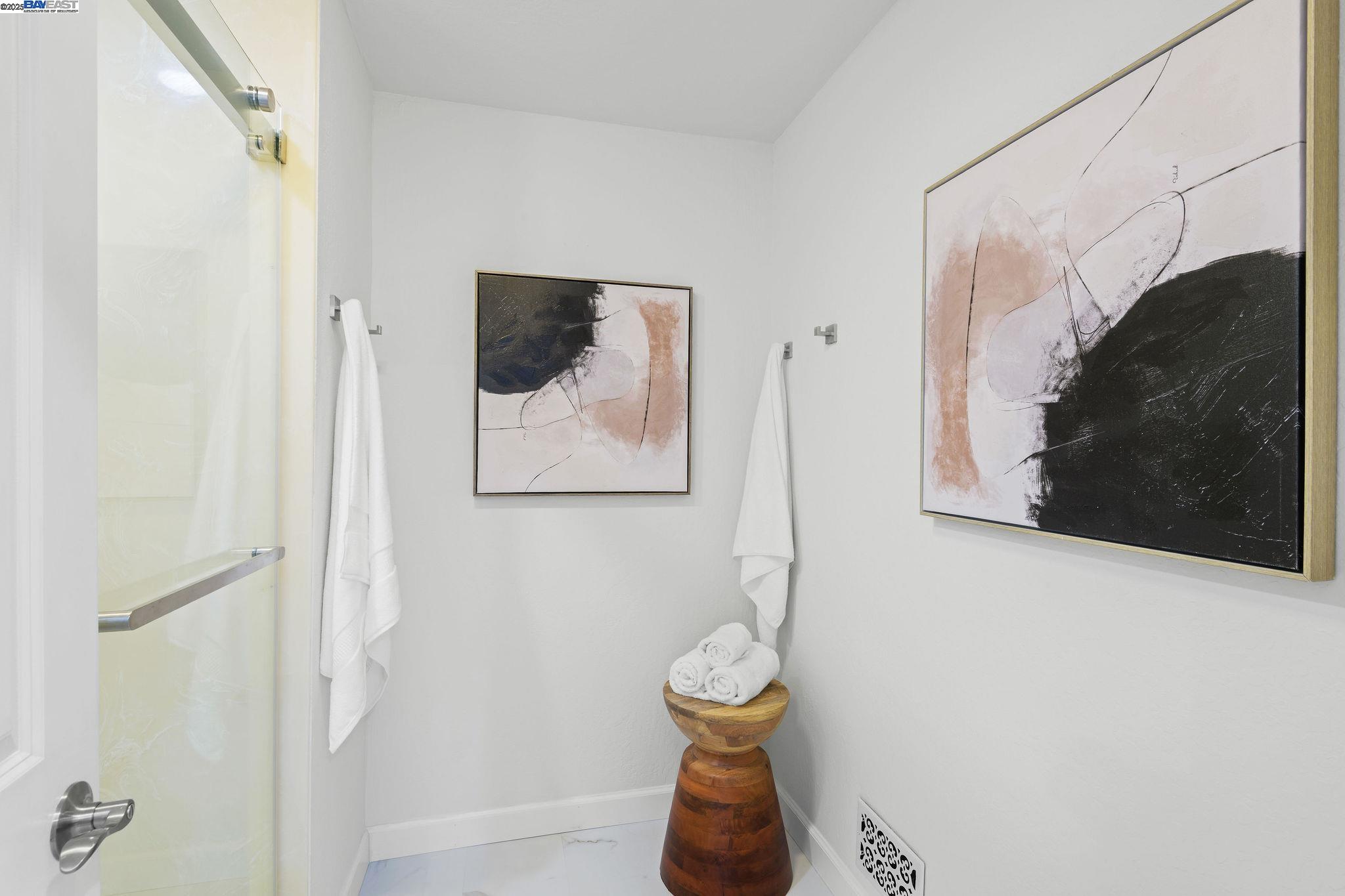 20 Mauri Ct