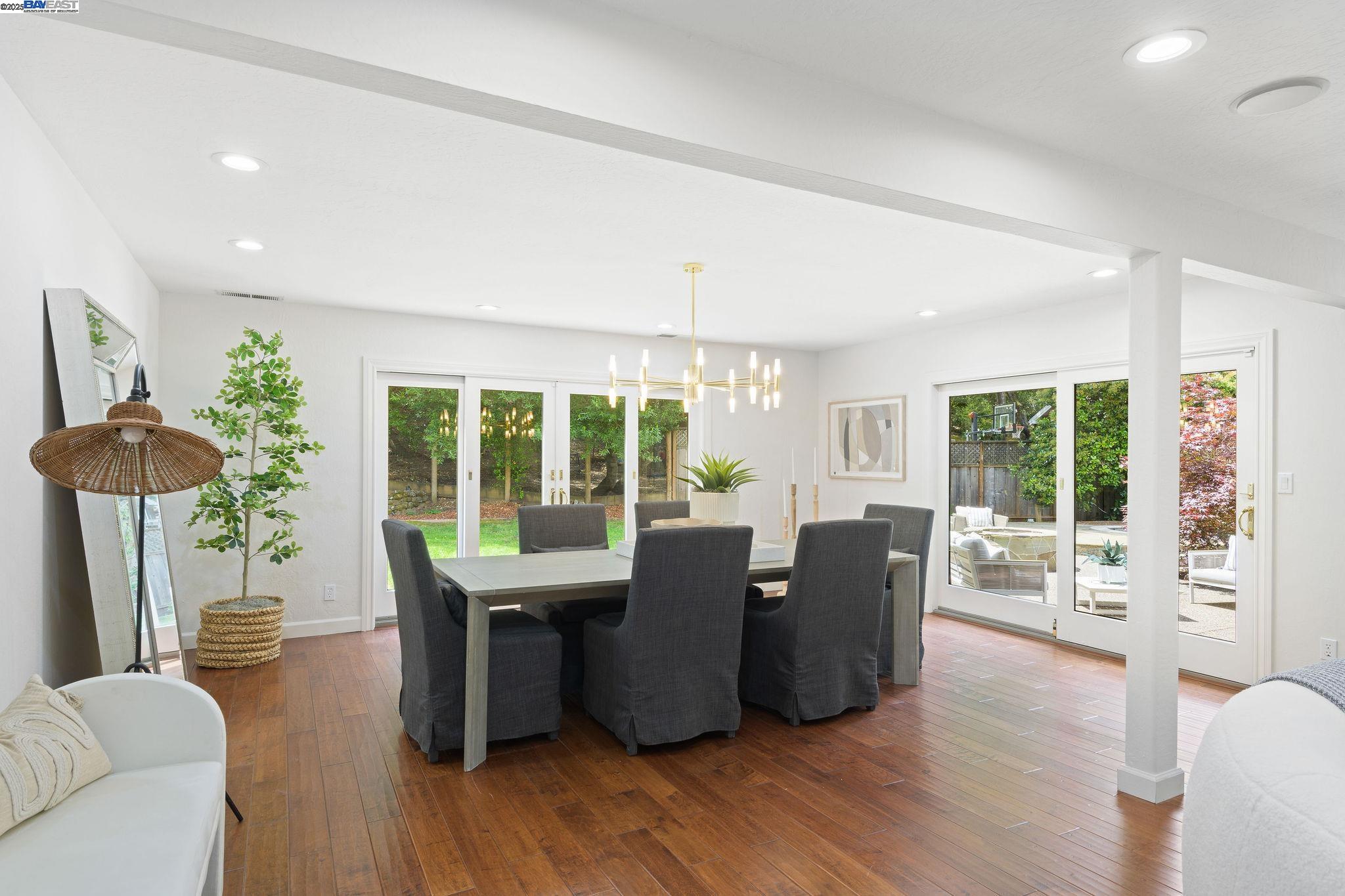 20 Mauri Ct