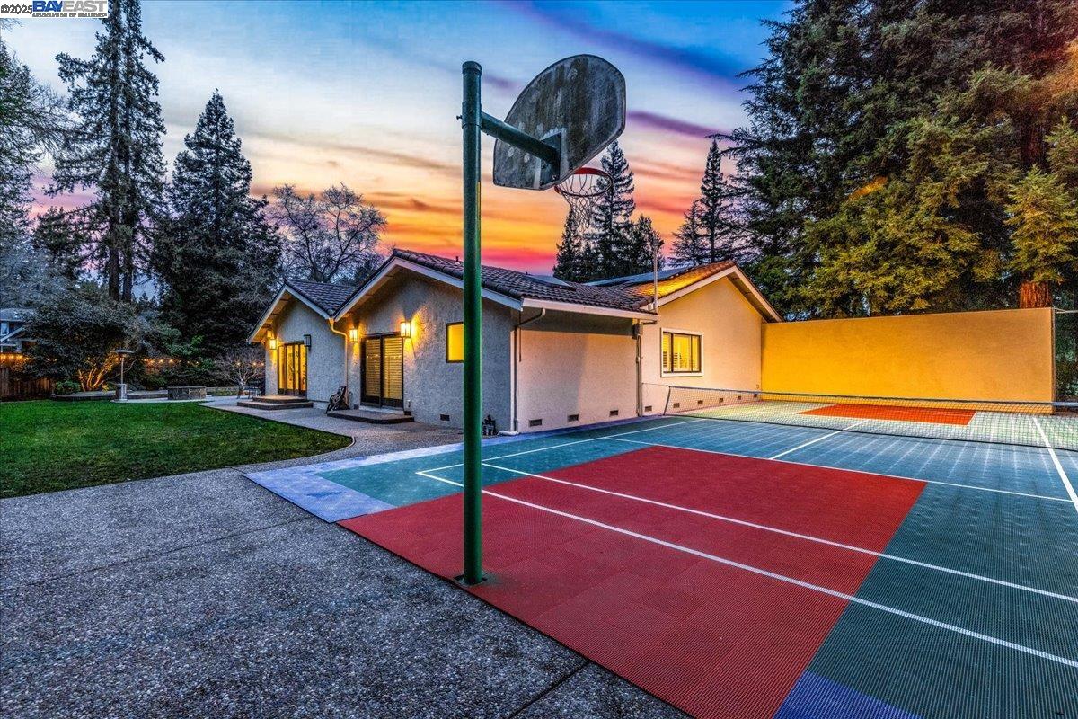20 Mauri Ct