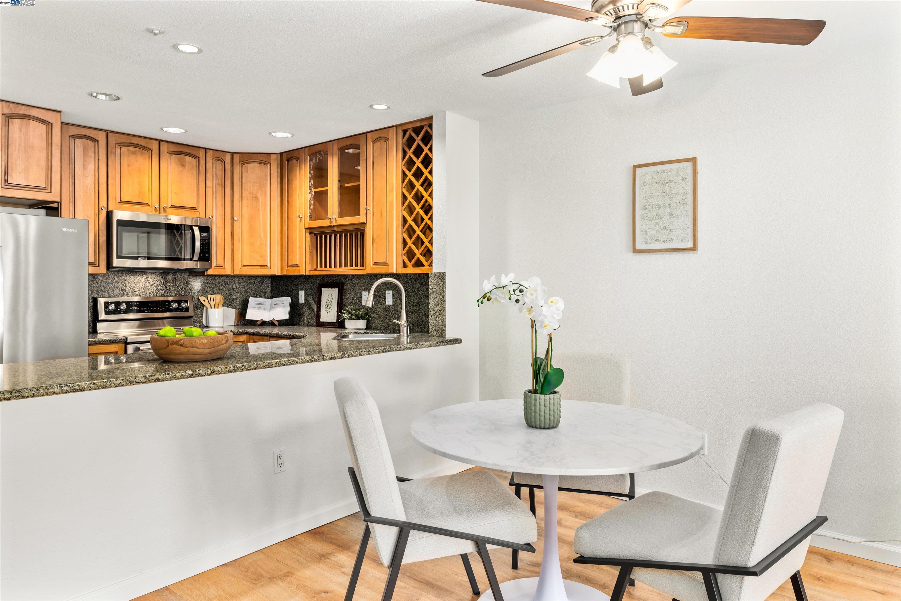 1312 S Villa
