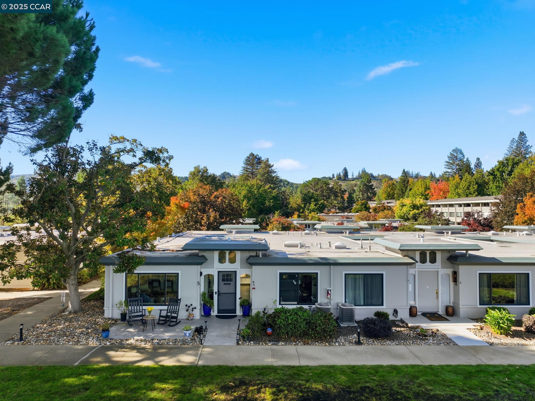 1940 Golden Rain # 5