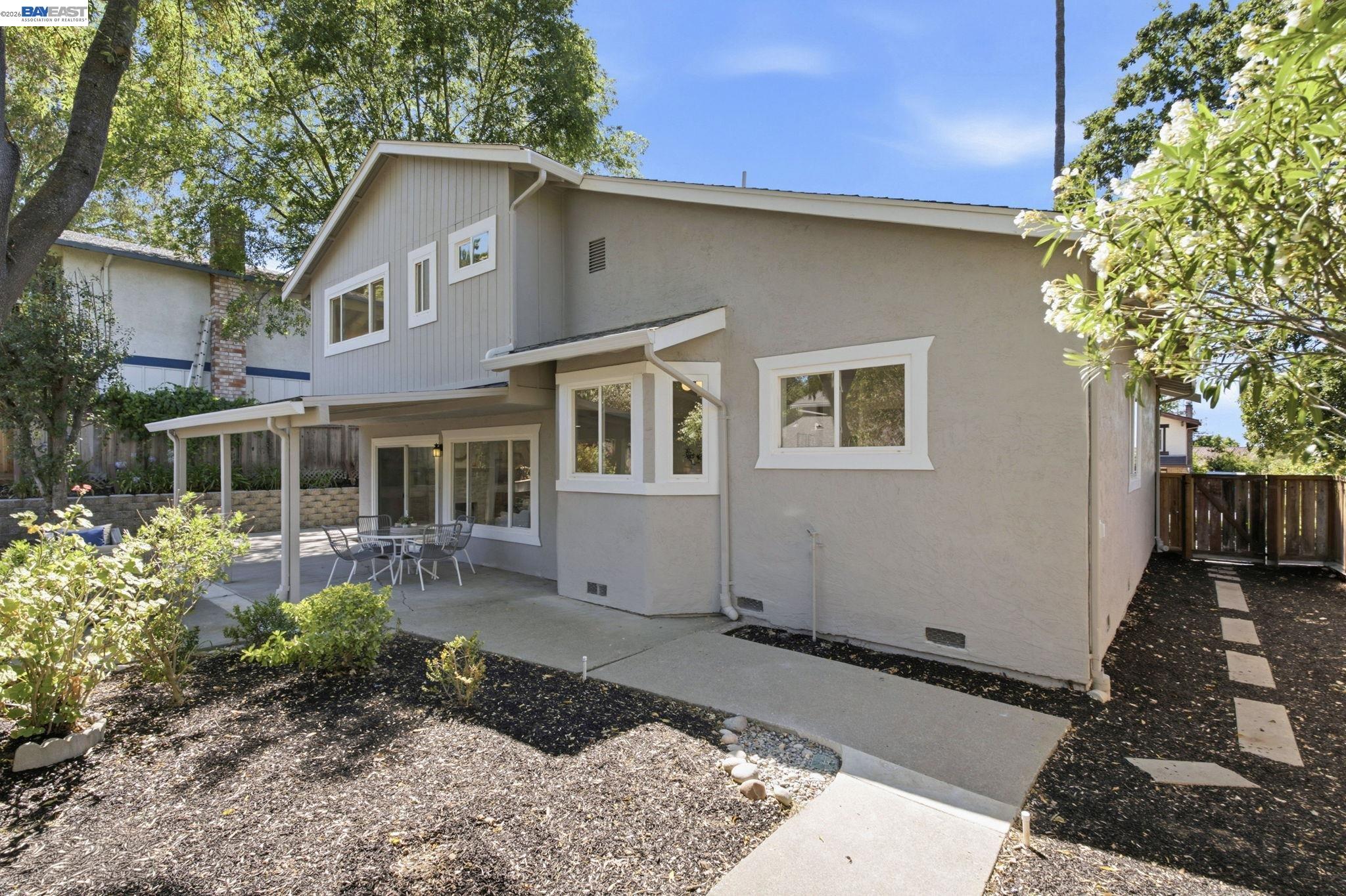 935 Granite Ct