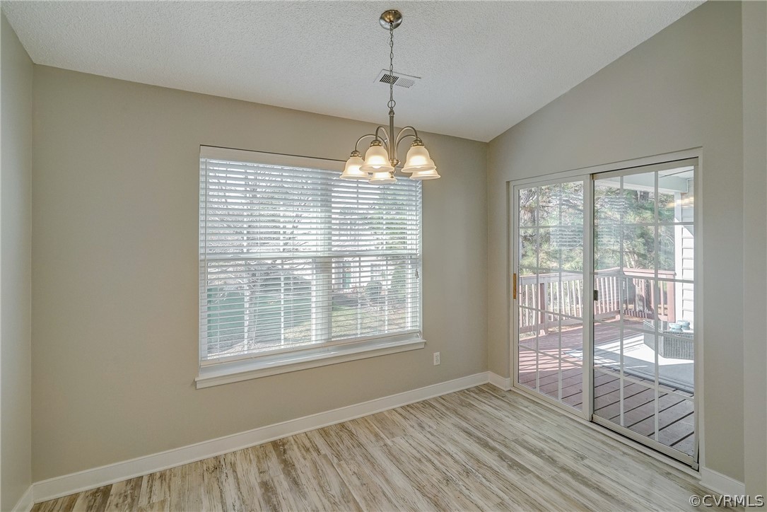 614 Hazeltine Ct Unit#B