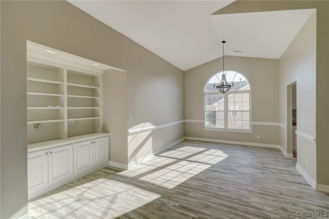 614 Hazeltine Ct Unit#B
