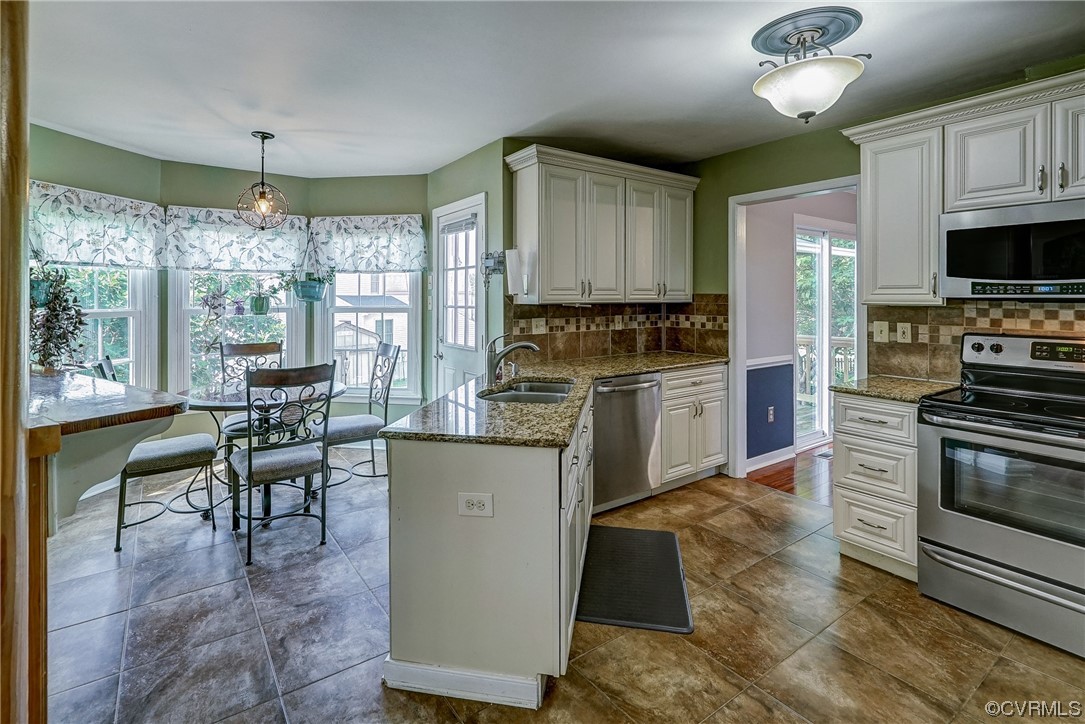 11303 Providence Creek Ter