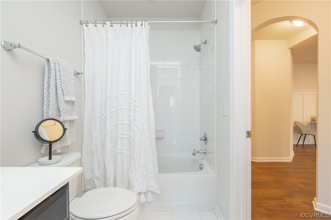 1111 Briars Ct Unit#202