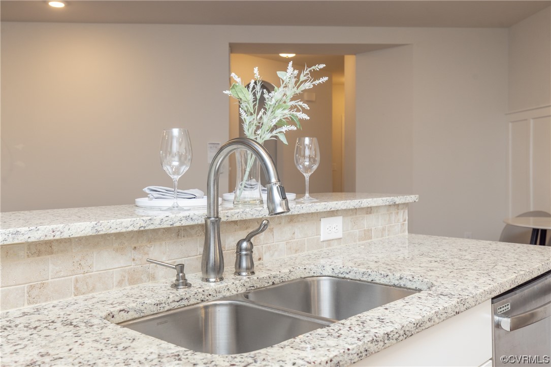 1111 Briars Ct Unit#202