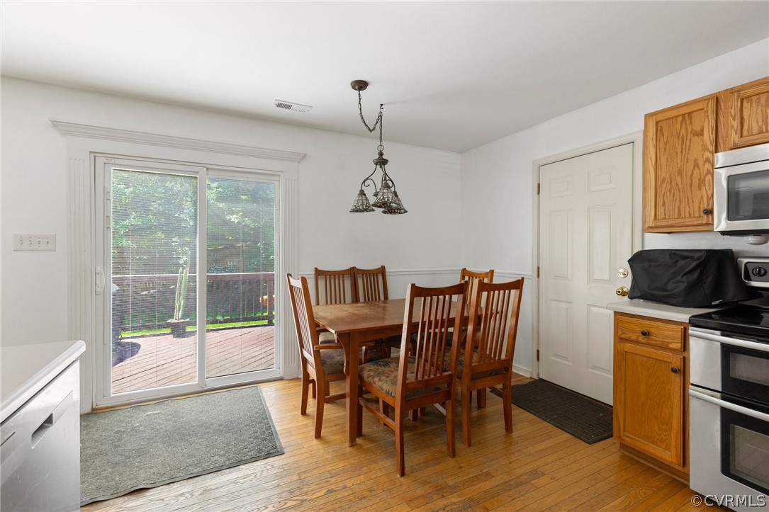 14613 Holding Pond Ct