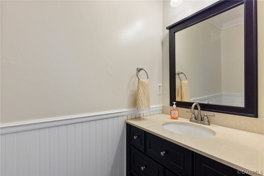 14613 Holding Pond Ct