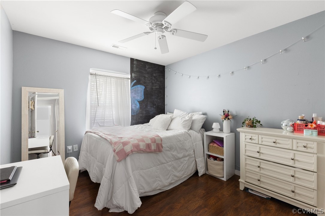 14613 Holding Pond Ct