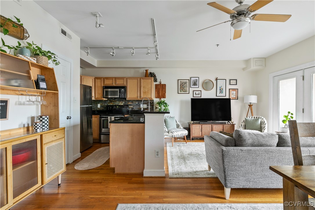 215 N 19th St Unit#22