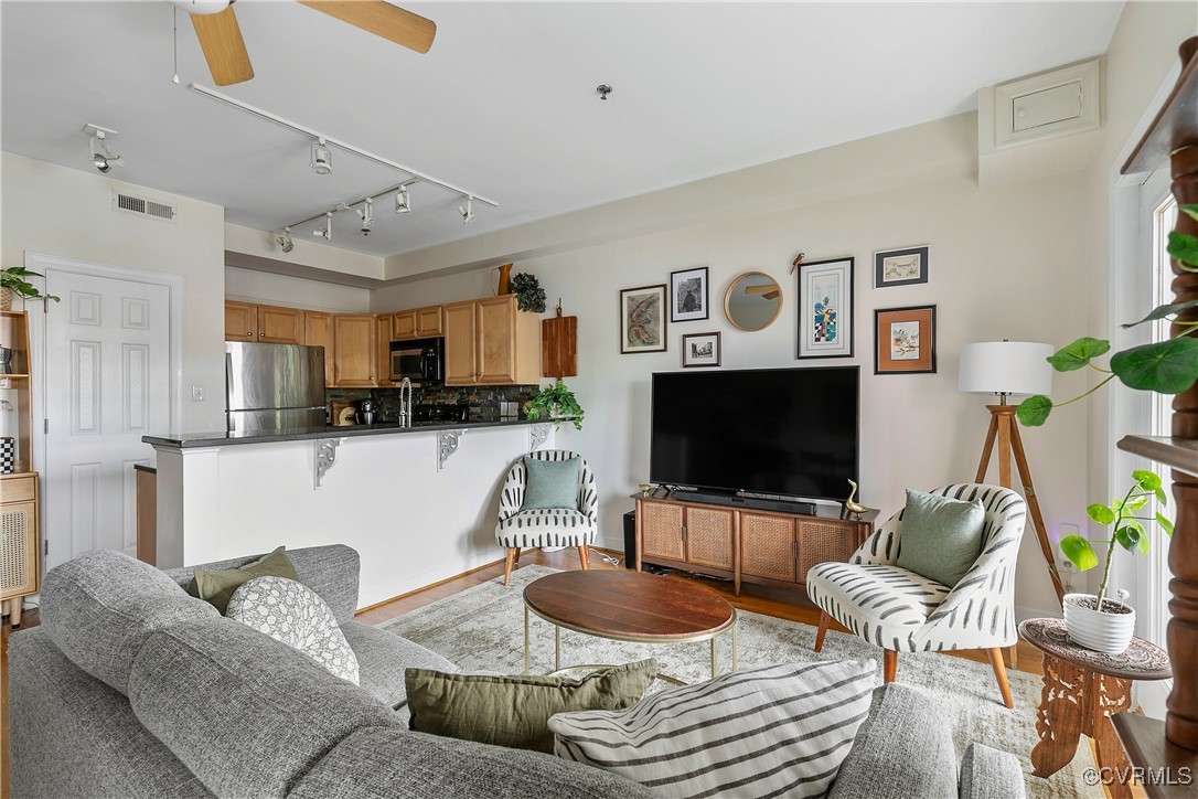 215 N 19th St Unit#22