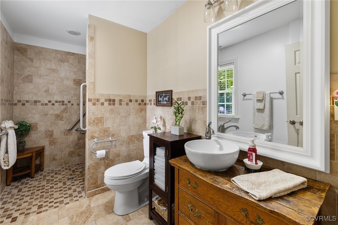 10307 Windbluff Dr