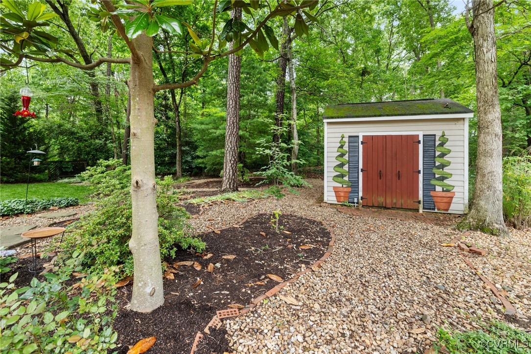 10307 Windbluff Dr