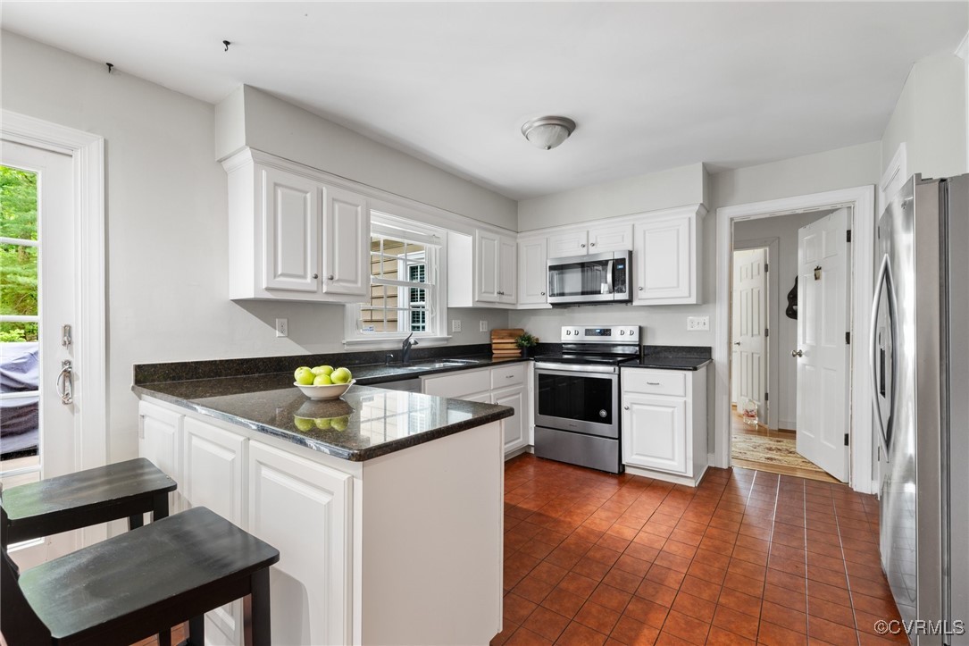 10307 Windbluff Dr