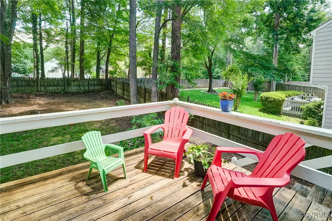 813 Spirea Rd