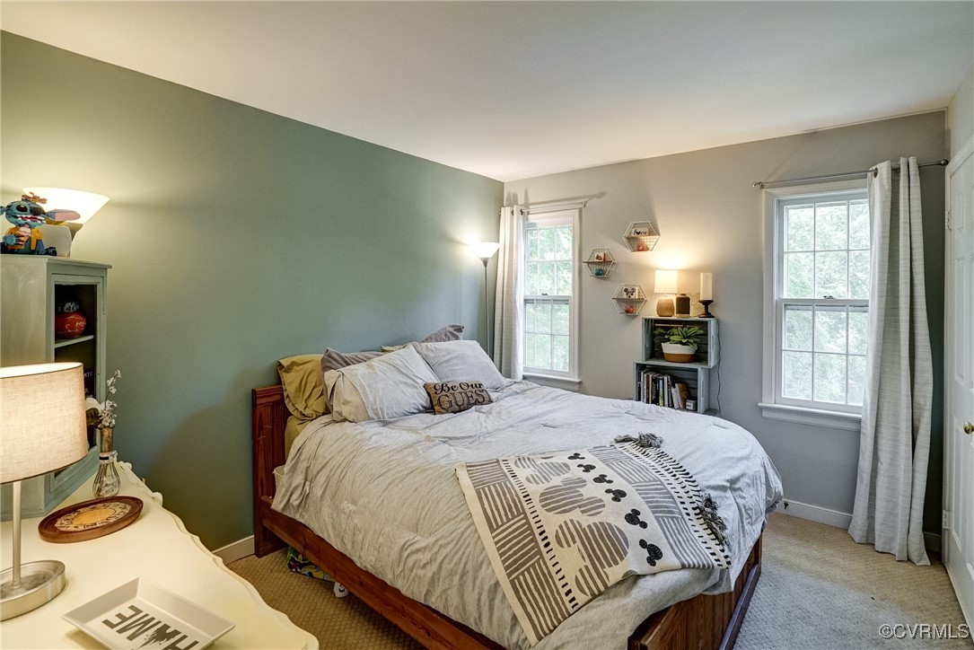 813 Spirea Rd