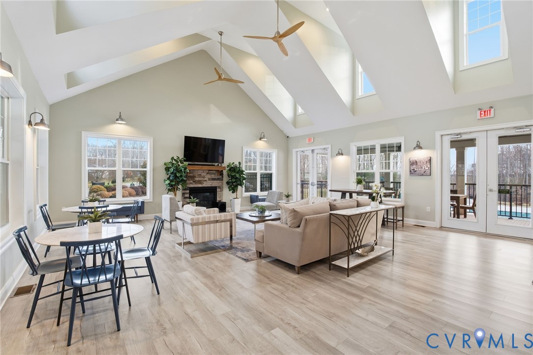 9241 Janeway Dr