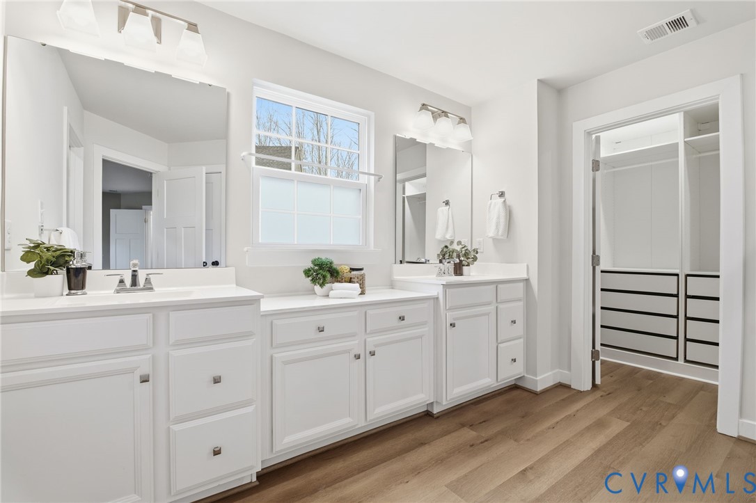 9241 Janeway Dr