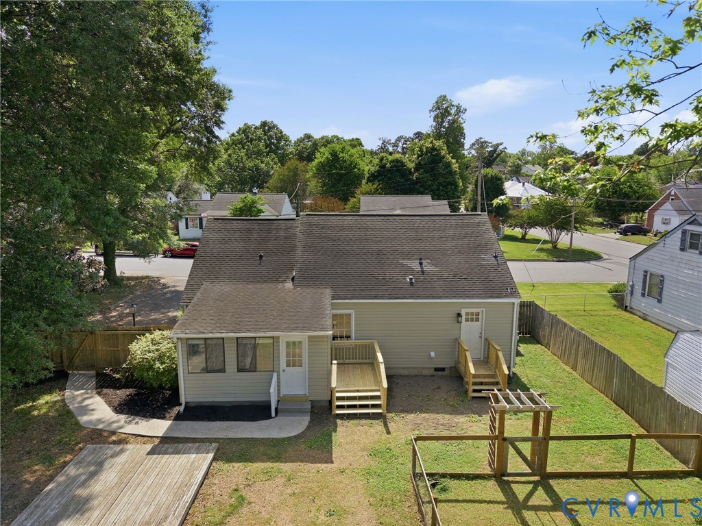 323 Washington Ave