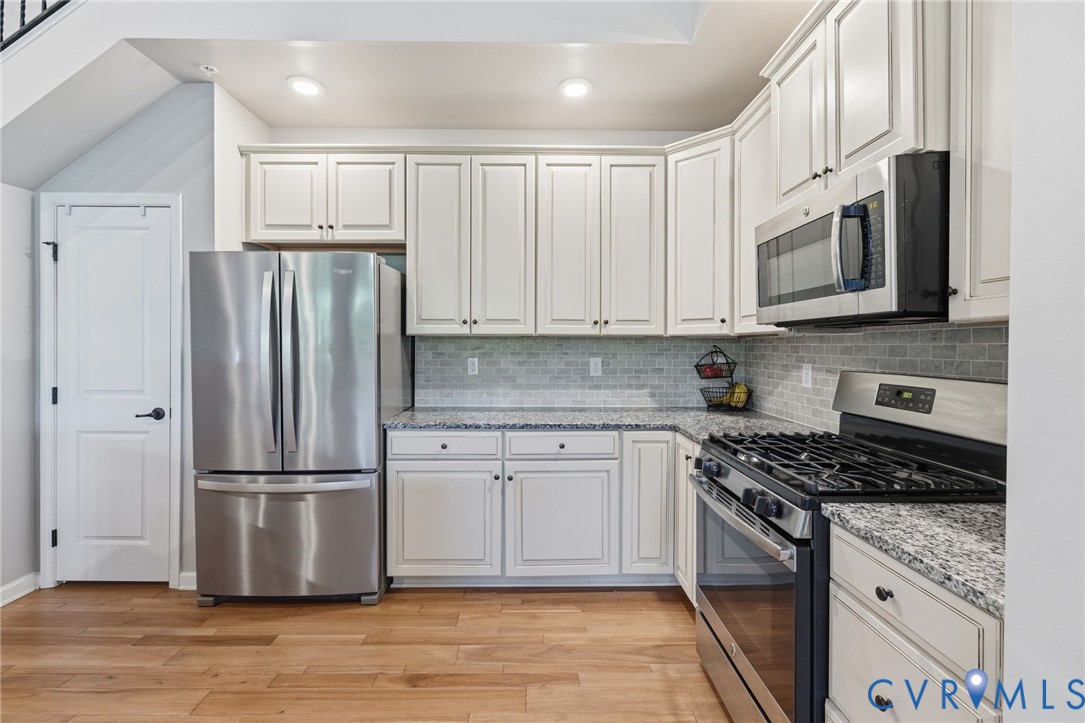 1040 Westwood Village Way Unit#402