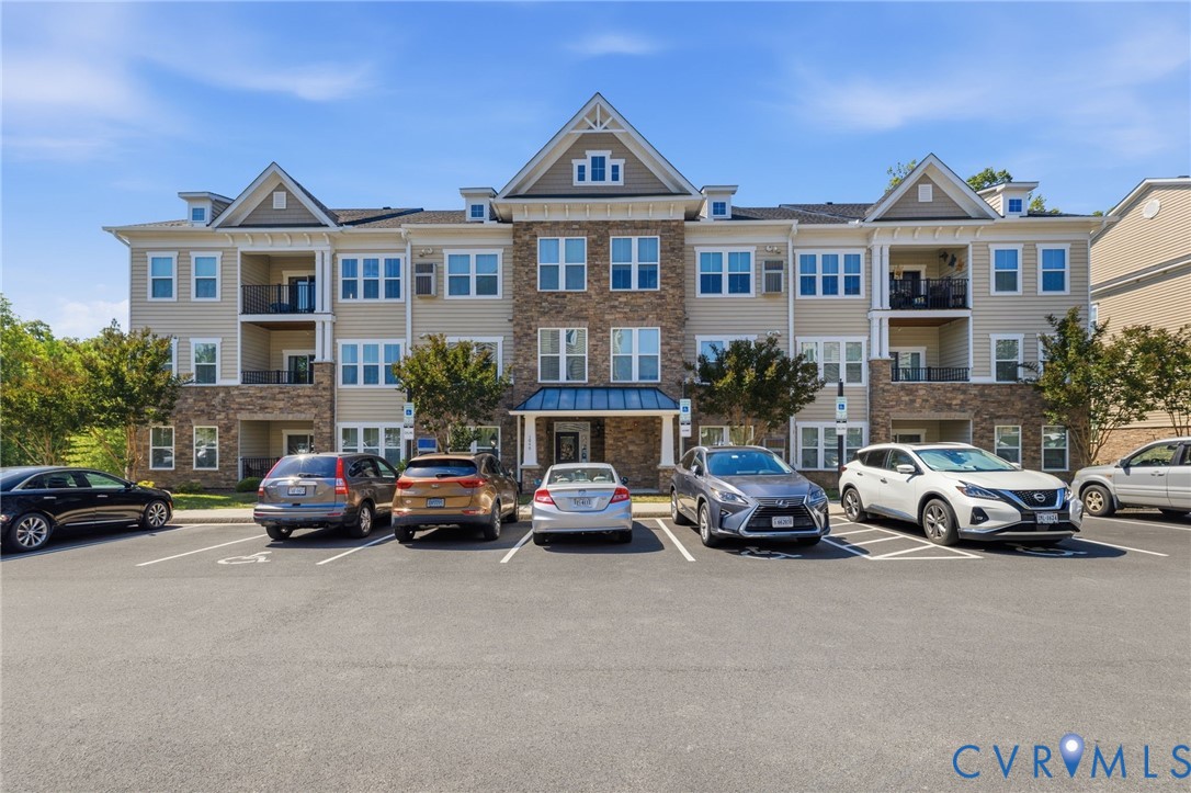 1040 Westwood Village Way Unit#402