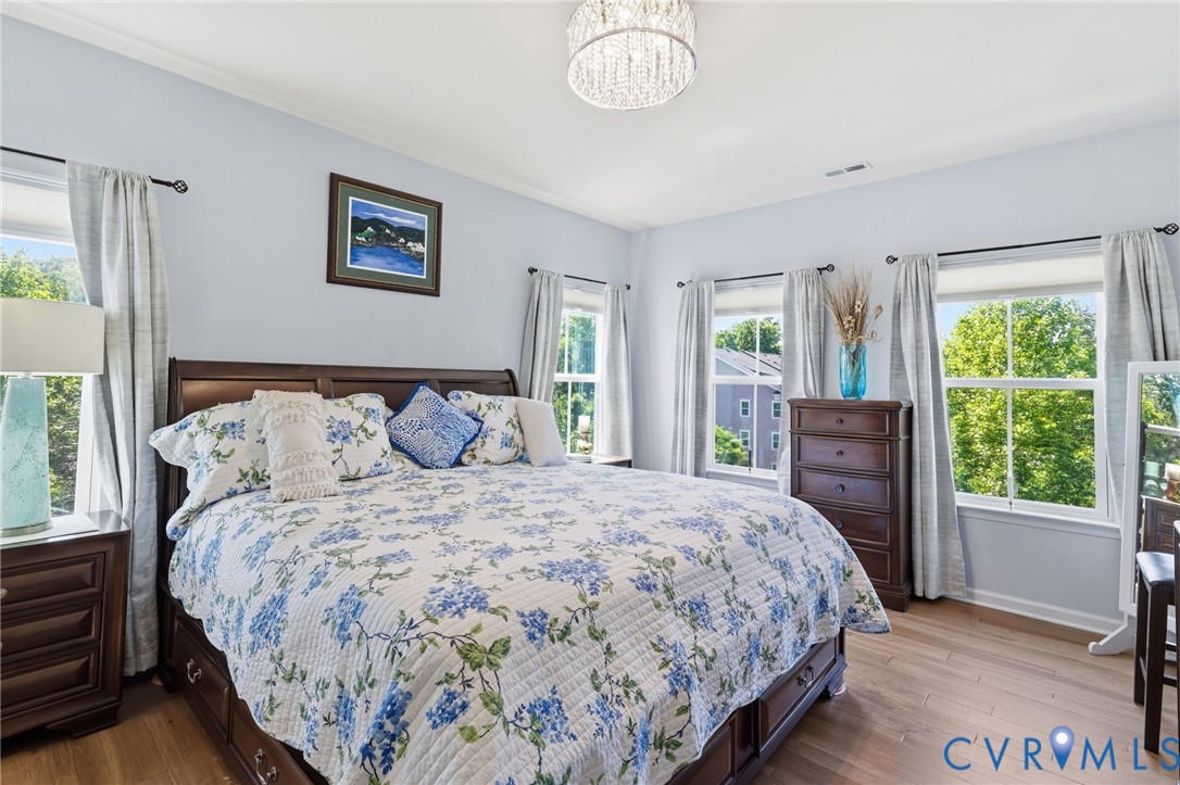 1040 Westwood Village Way Unit#402