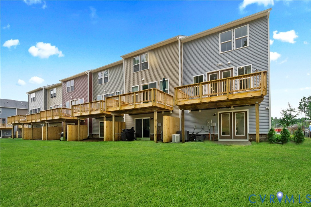 8701 Swink Pl