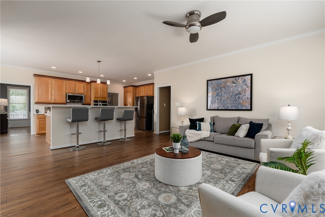 9331 Mission Hills Ln