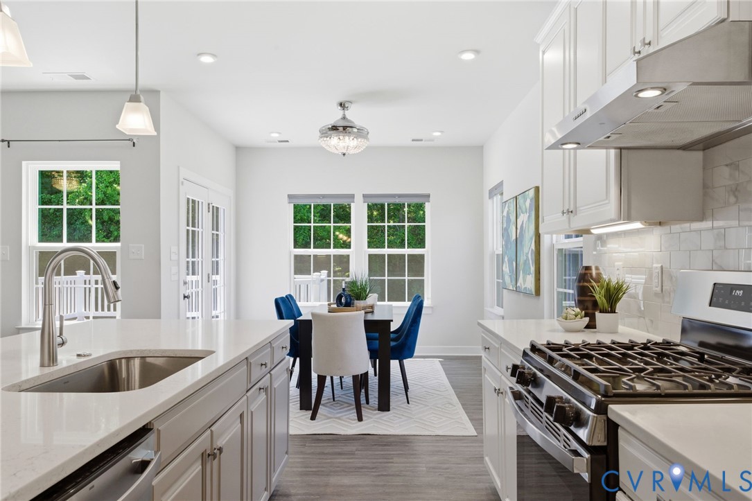 9336 Janeway Dr