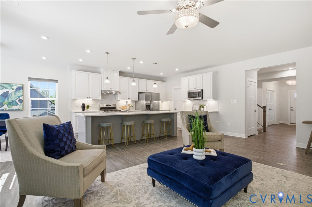 9336 Janeway Dr