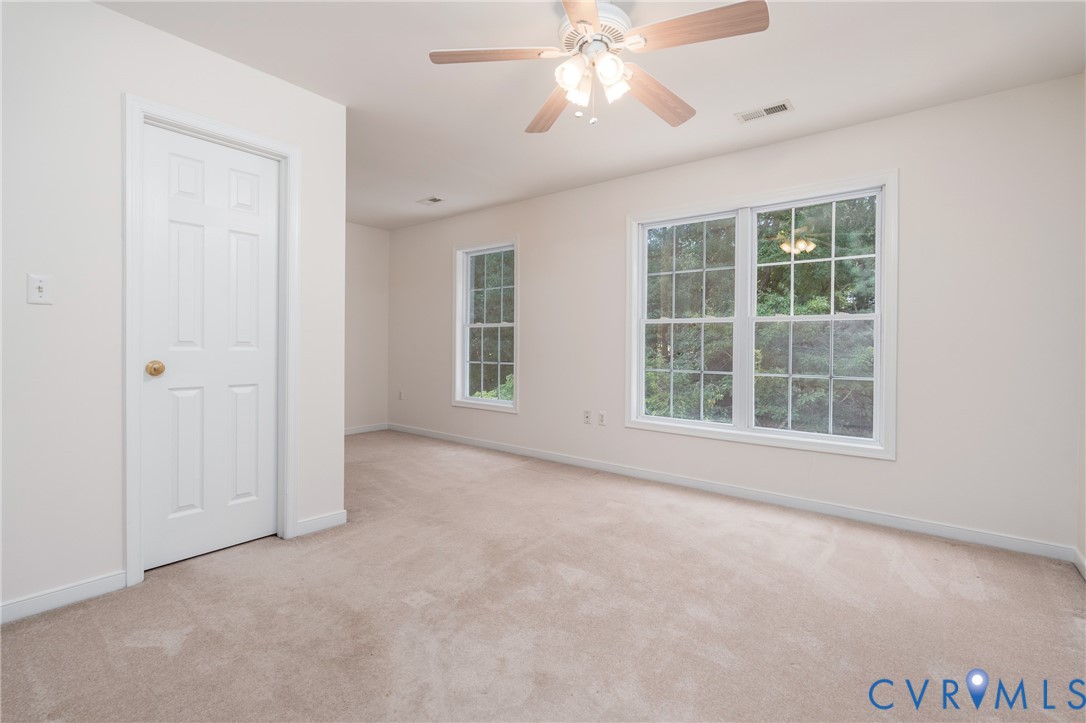 8619 Emerald Valley Cir