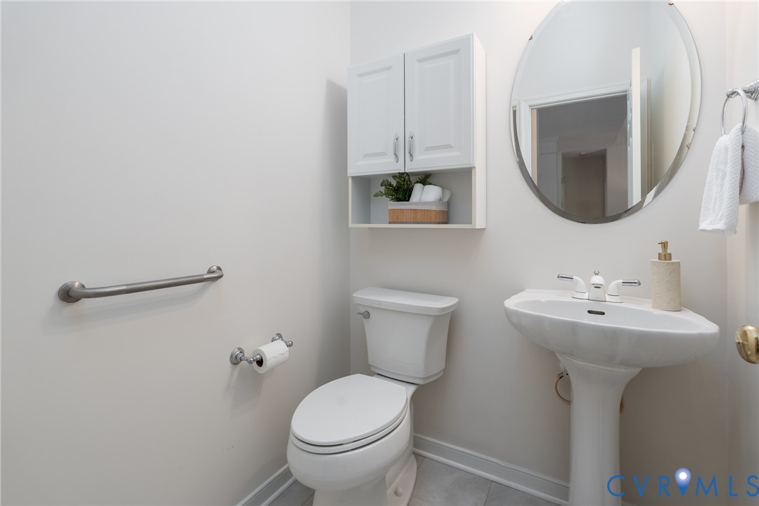 8619 Emerald Valley Cir