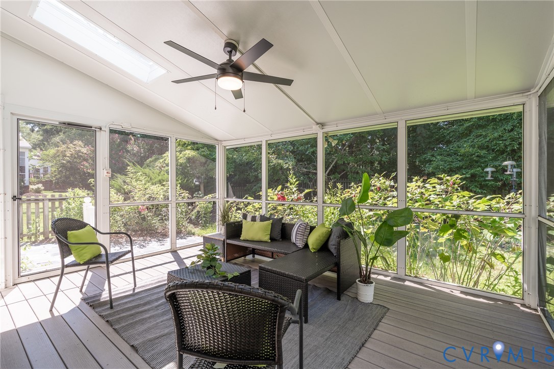 8619 Emerald Valley Cir