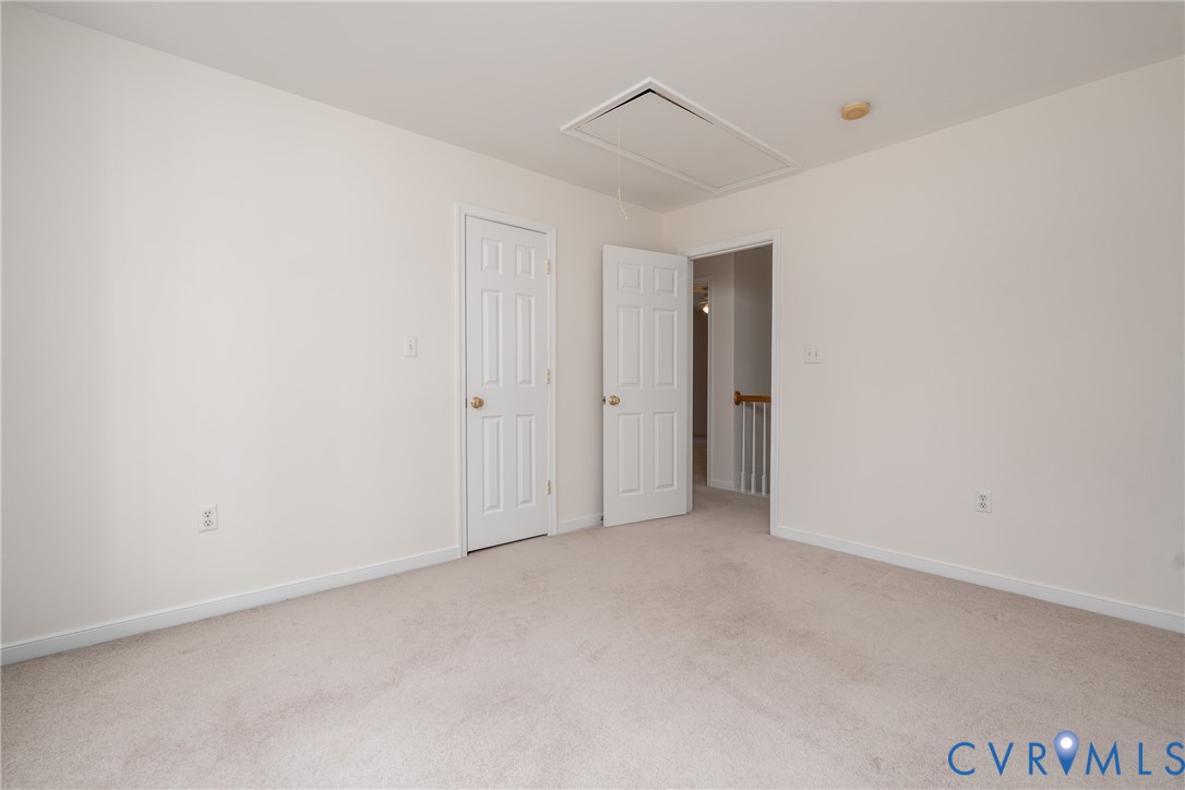 8619 Emerald Valley Cir